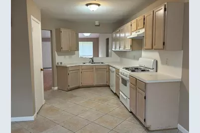 7854 Yellow Pine Drive, Houston, TX 77040 - Photo 5