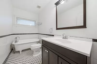 1110 E 26th Street, Houston, TX 77009 - Photo 11