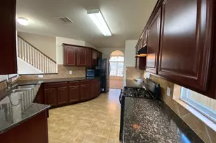 1515 Daffodil Rd, Missouri City, TX 77489 - Photo 5
