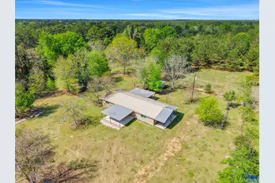 317 County Road 4392, Hillister, TX 77624 - Photo 5