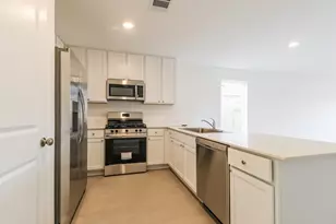 16488 Blossom Grv Dr, Conroe, TX 77303 - Photo 9