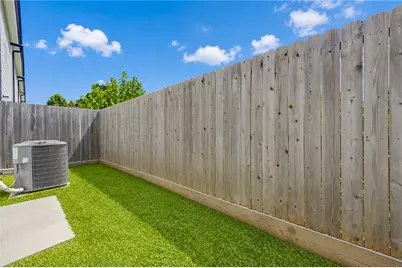 5920 Jasper Jones Way, Houston, TX 77091 - Photo 5