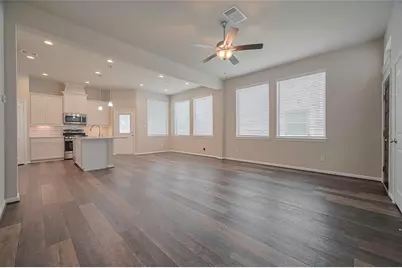 363 Biltmore Loop, Montgomery, TX 77316 - Photo 9