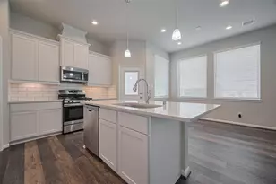 363 Biltmore Loop, Montgomery, TX 77316 - Photo 15