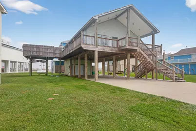 994 Nassau Drive, Crystal Beach, TX 77650 - Photo 5