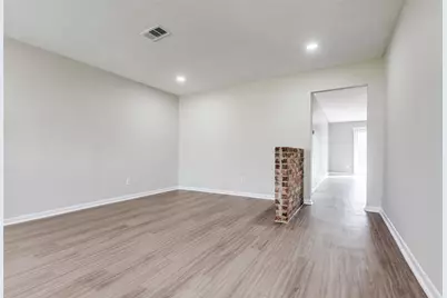 5426 Fairgreen Lane, Houston, TX 77048 - Photo 3