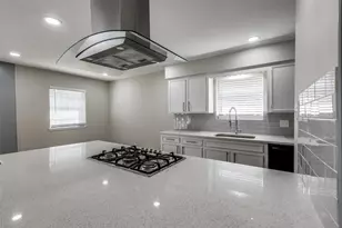 5426 Fairgreen Ln, Houston, TX 77048 - Photo 15