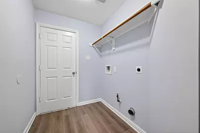 8810 Barron Wood Circle Circle, Houston, TX 77083 - Photo 11