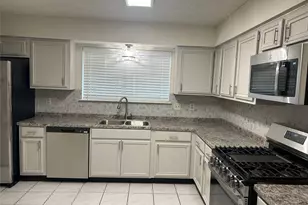 12310 Jaguar Dr, Stafford, TX 77477 - Photo 7