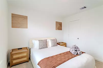 3207 Crown Gate Drive, Houston, TX 77047 - Photo 31