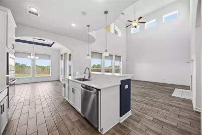 6822 Regal Lakes Drive, Katy, TX 77493 - Photo 9