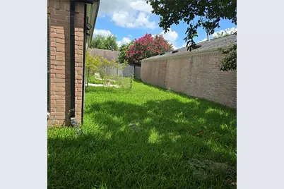 15826 Los Altos Drive, Houston, TX 77083 - Photo 17