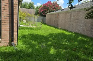 15826 Los Altos Dr, Houston, TX 77083 - Photo 17