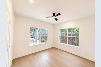 4107 Lark Lane #A, Houston, TX 77025 - Photo 7