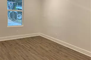 548 Majestic St, Houston, TX 77020 - Photo 5