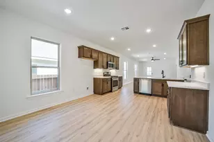 40635 Mostyn Lake Dr, Magnolia, TX 77354 - Photo 13