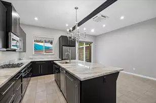1609 St Charles St, Houston, TX 77003 - Photo 17