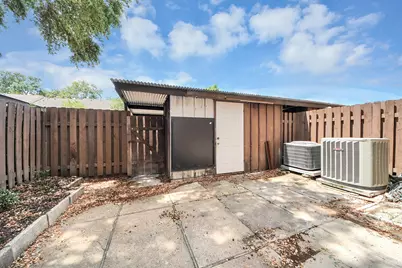 10372 Hammerly Boulevard #25, Houston, TX 77043 - Photo 33