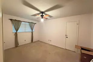 7715 Kendalia Dr, Houston, TX 77036 - Photo 7