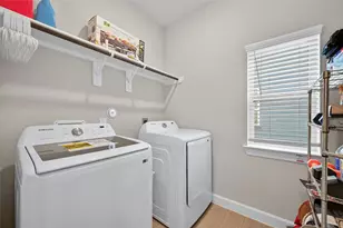 2013 Kirby Landing Dr, Houston, TX 77051 - Photo 17