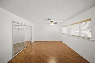 1998 Augusta Dr, Houston, TX 77057 - Photo 9