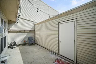 1998 Augusta Dr, Houston, TX 77057 - Photo 13