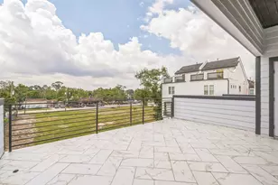 1032 W 21st St, Houston, TX 77008 - Photo 23