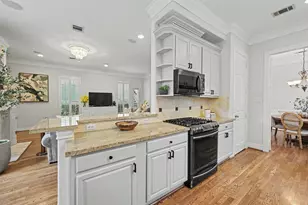 5718 Winsome Ln Ln, Houston, TX 77057 - Photo 11