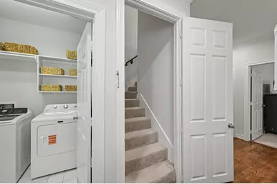 5718 Winsome Lane Lane, Houston, TX 77057 - Photo 31