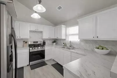 29206 Stapleford St, Spring, TX 77386 - Photo 9