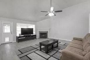 29206 Stapleford St, Spring, TX 77386 - Photo 5