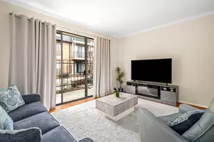 2475 Underwood St, Houston, TX 77030 - Photo 1