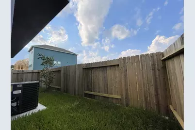 11917 Oakmont Valley Trace, Houston, TX 77051 - Photo 29