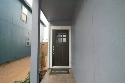 11917 Oakmont Valley Trace, Houston, TX 77051 - Photo 3