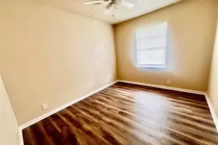 631 Roper St, Houston, TX 77034 - Photo 11