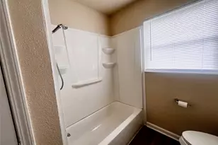 631 Roper St, Houston, TX 77034 - Photo 17