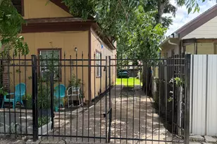 1612 Common St, Houston, TX 77009 - Photo 19