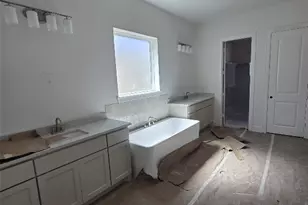 12910 Whitewater Wy, Conroe, TX 77302 - Photo 3