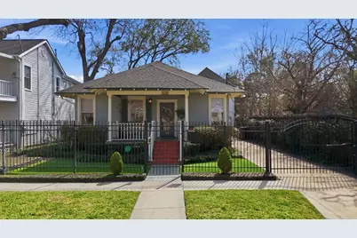 818 Woodland Street, Houston, TX 77009 - Photo 1
