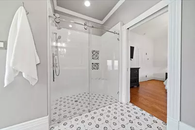 818 Woodland Street, Houston, TX 77009 - Photo 11