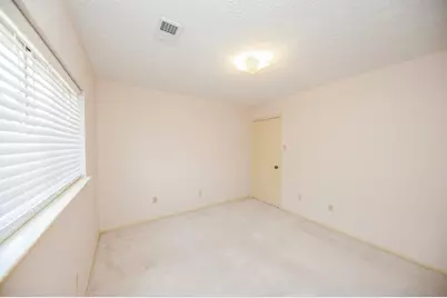 13211 Rosstown Drive, Sugar Land, TX 77478 - Photo 19