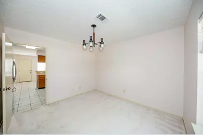 13211 Rosstown Drive, Sugar Land, TX 77478 - Photo 9