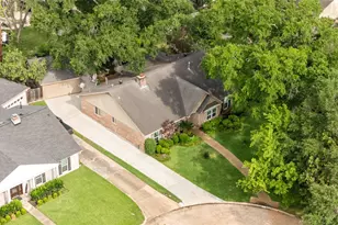 531 Briar Path Dr, Houston, TX 77079 - Photo 37