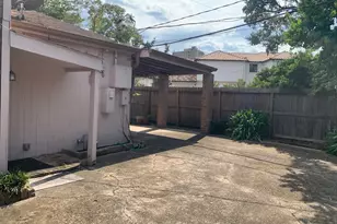 5610 Woodway Dr, Houston, TX 77056 - Photo 31