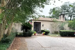 5610 Woodway Dr, Houston, TX 77056 - Photo 45