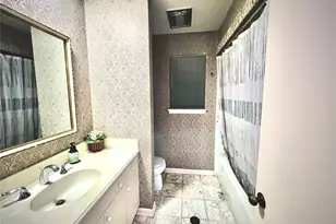 5610 Woodway Dr, Houston, TX 77056 - Photo 23