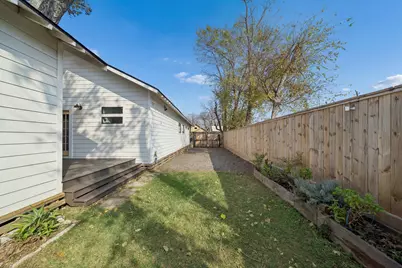 1915 Everett Street, Houston, TX 77009 - Photo 19