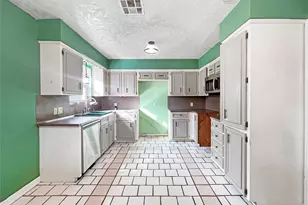 4308 Meadow Glenn Dr, Dickinson, TX 77539 - Photo 13