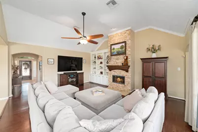 102 Barrington Pointe Court, League City, TX 77573 - Photo 19