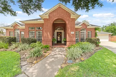 102 Barrington Pointe Court, League City, TX 77573 - Photo 5
